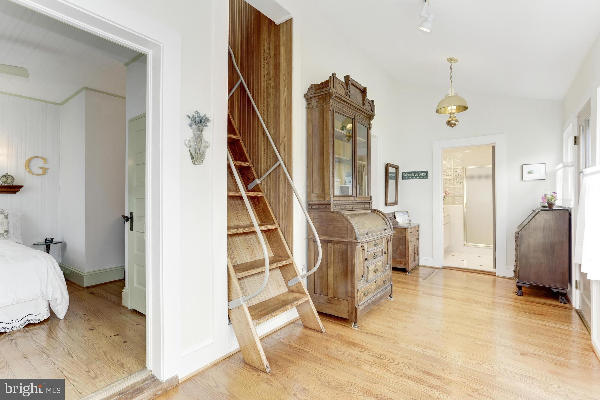 CHALK POINT - Residential