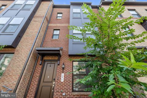 7275 NITTANY LANE ALEXANDRIA VA 22306