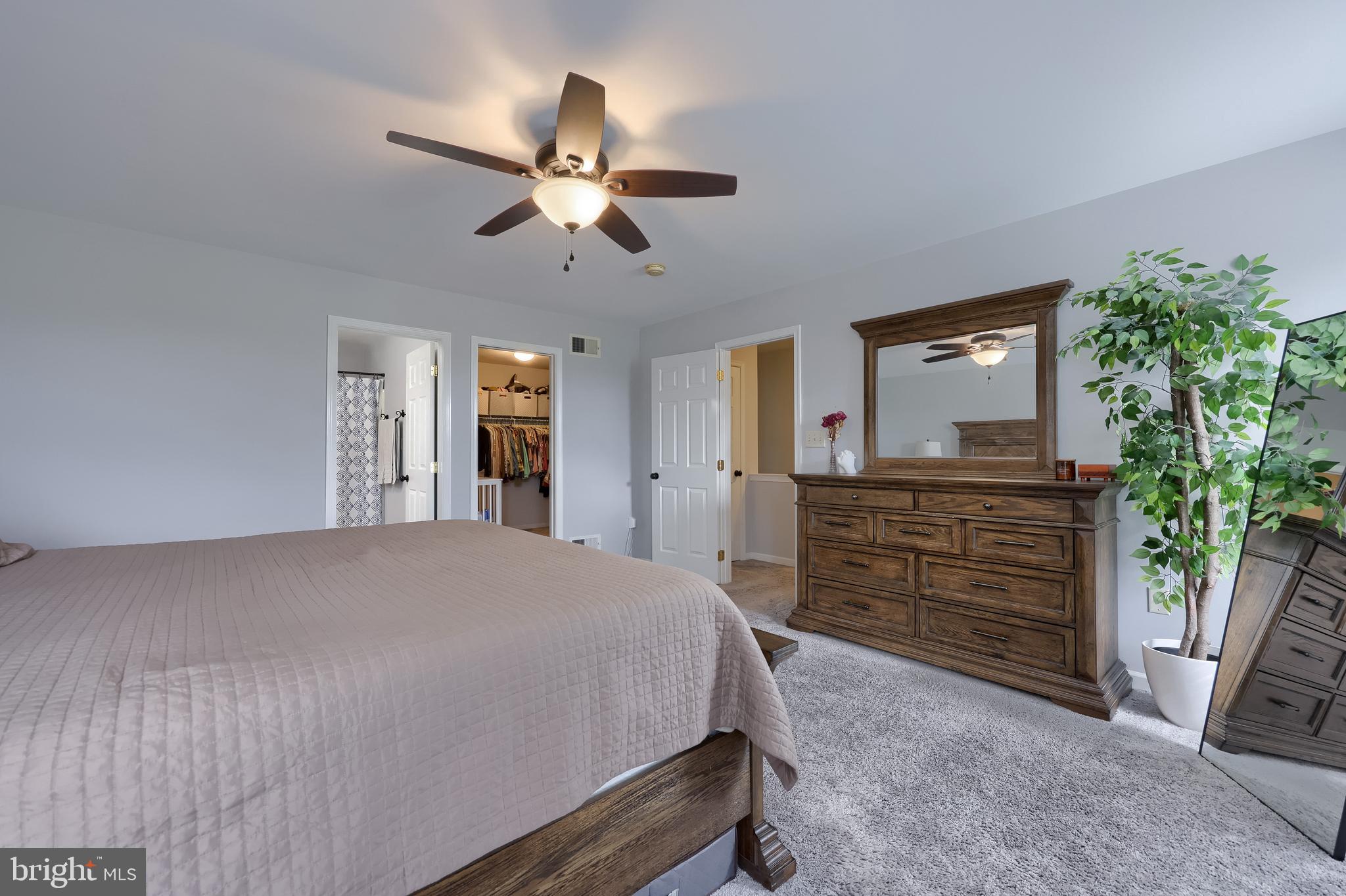 CAMERON WOODS - Residential