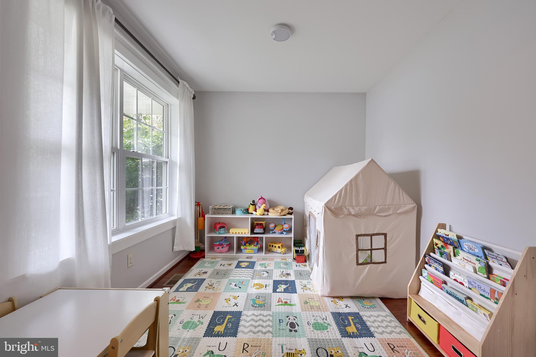 CAMERON WOODS - Residential