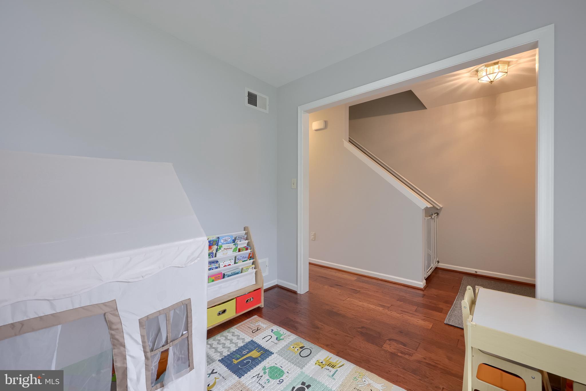 CAMERON WOODS - Residential