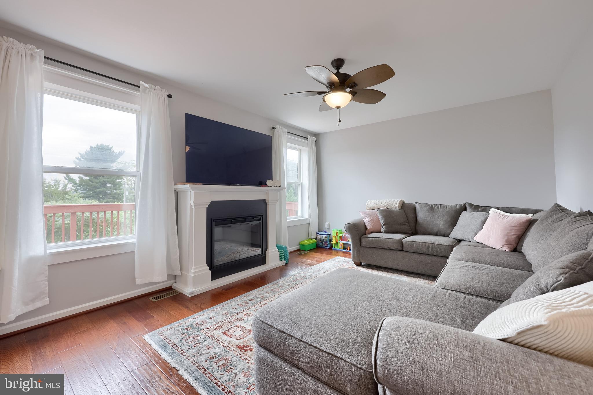 CAMERON WOODS - Residential