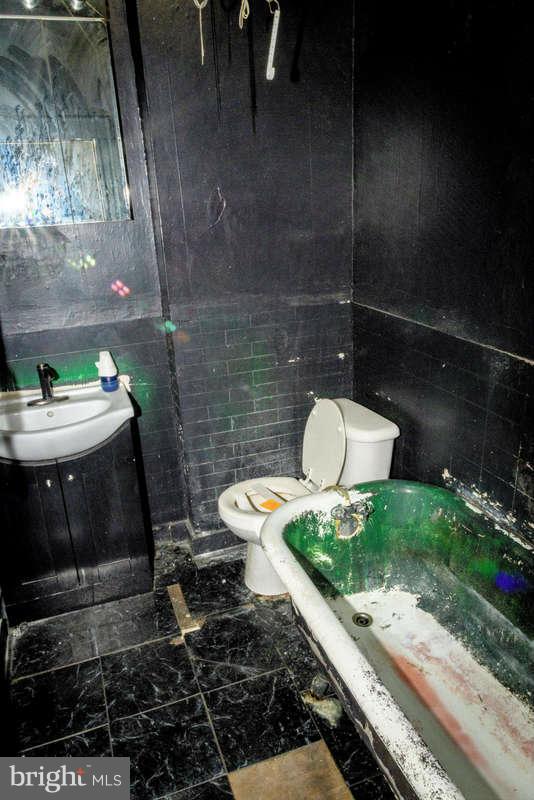 EDMONDSON VIILLAGE - Residential