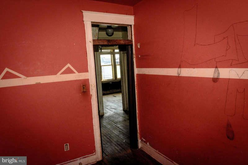 EDMONDSON VIILLAGE - Residential