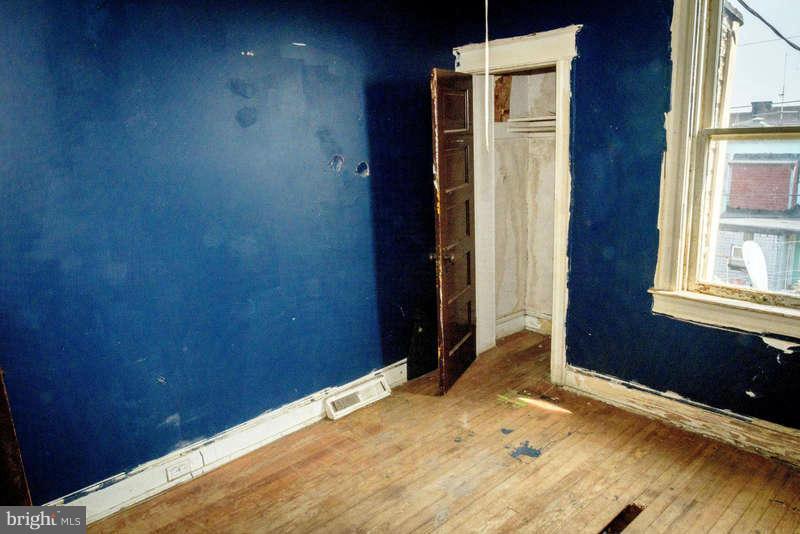 EDMONDSON VIILLAGE - Residential