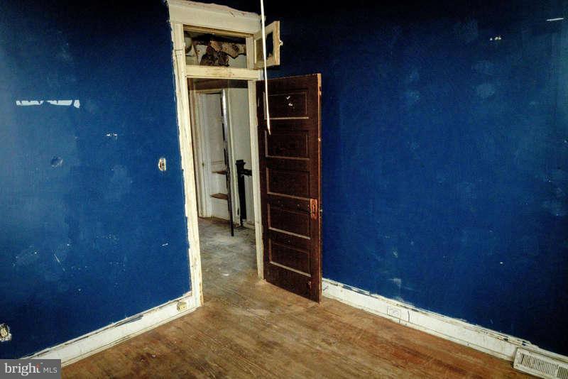 EDMONDSON VIILLAGE - Residential