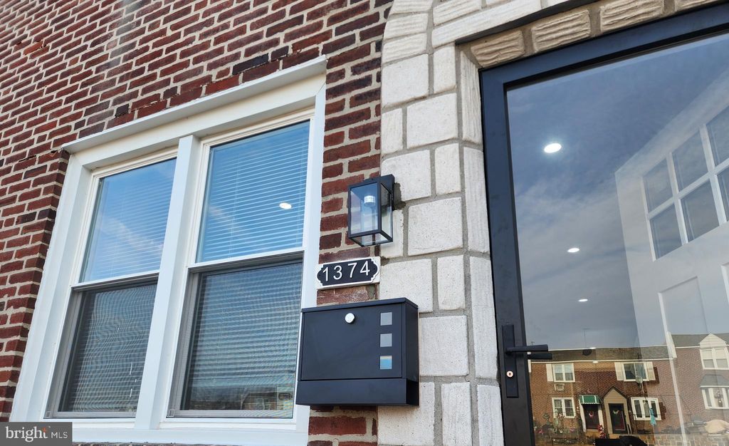 Photo of 1374 Kimberly Drive, PHILADELPHIA, PA 19151 (MLS # PAPH2568236)