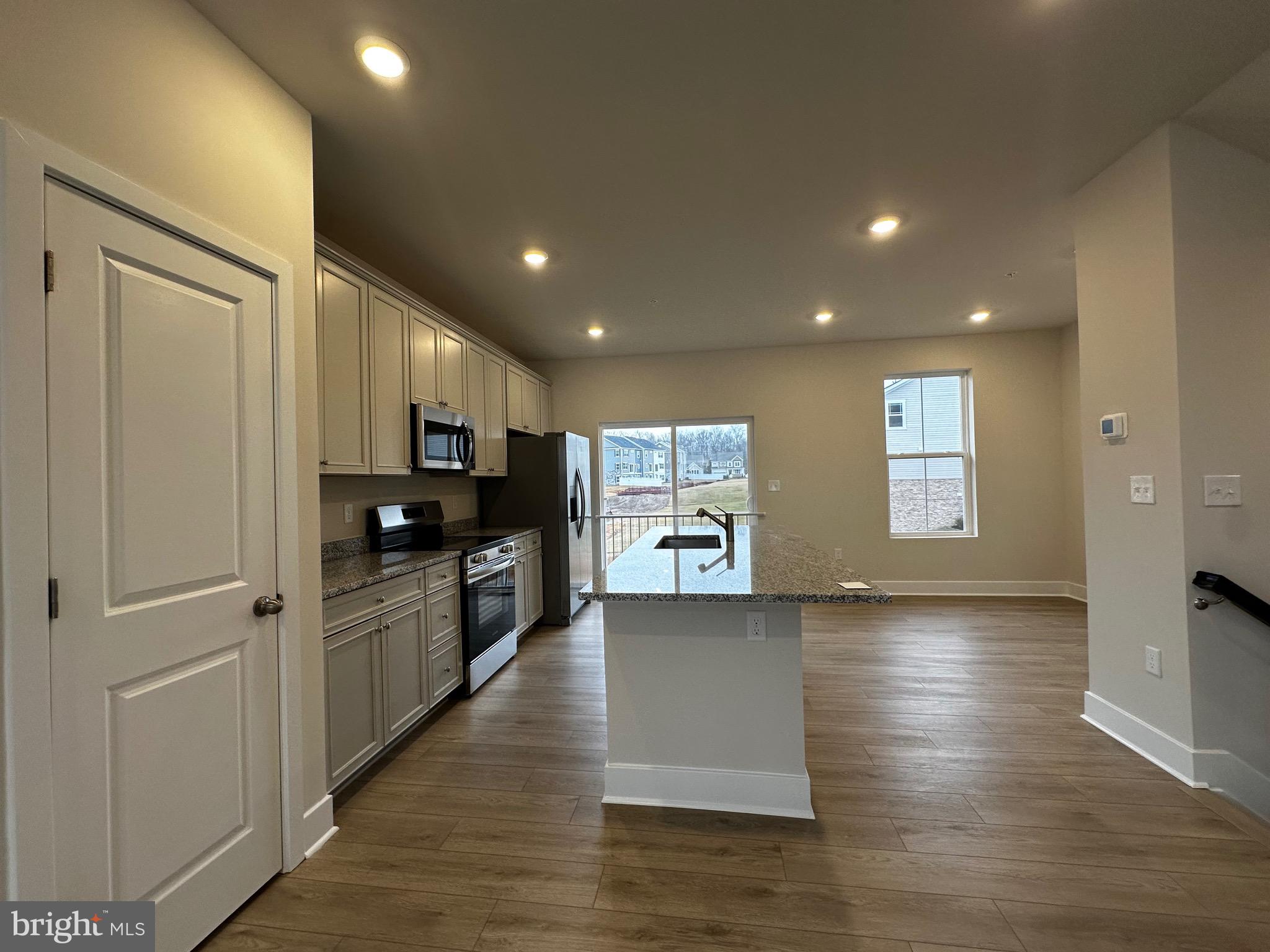 ST CHARLES - Residential