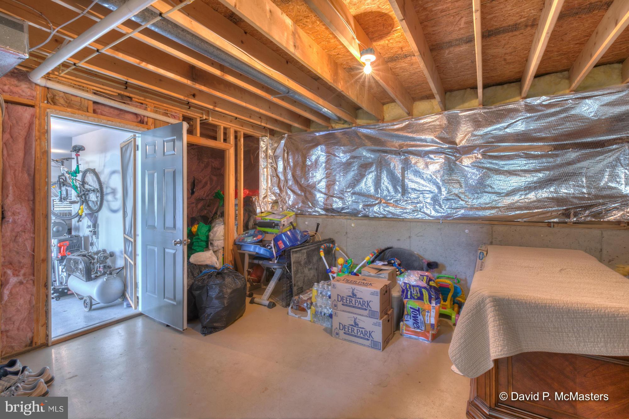 LAUREL RIDGE - Residential