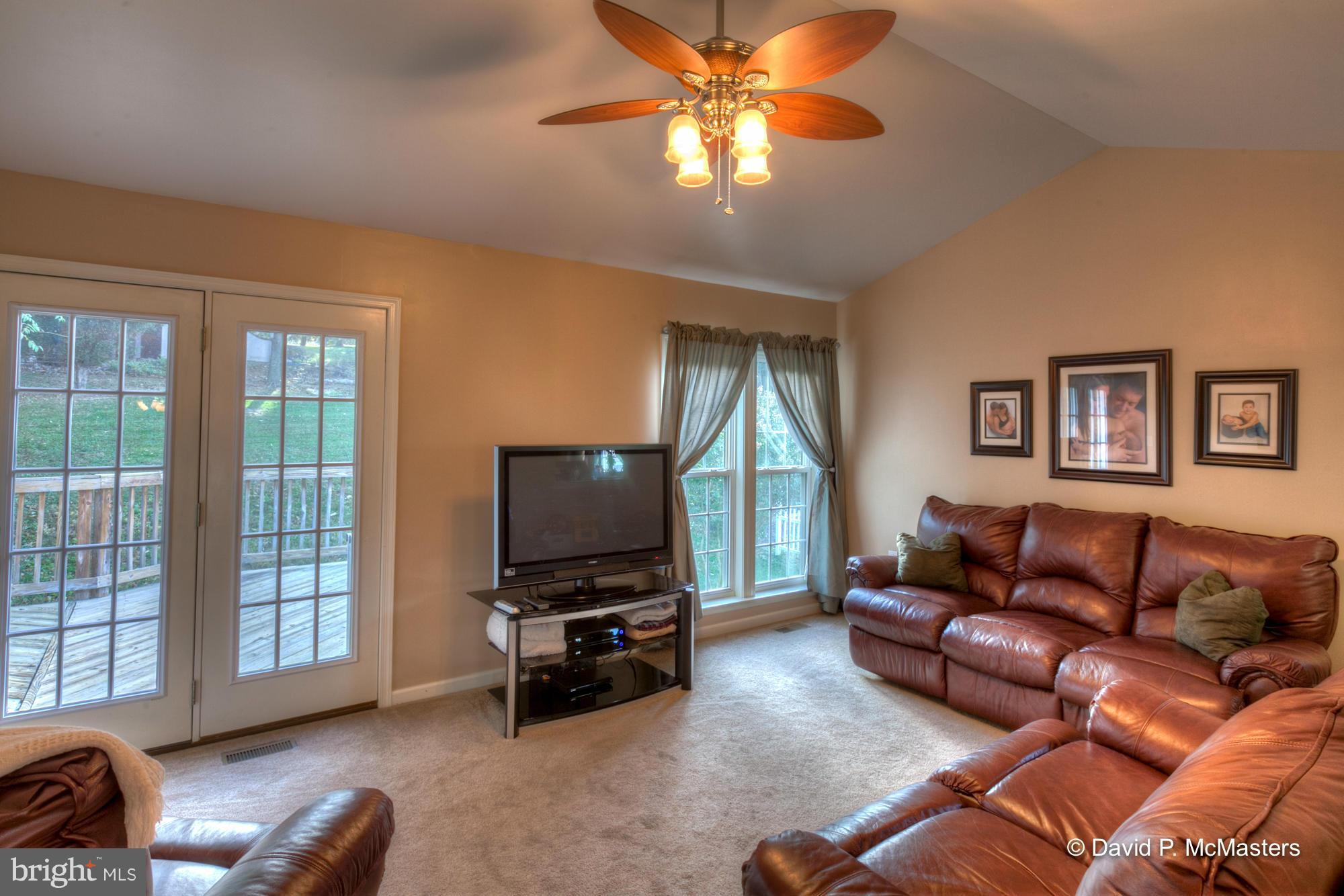 LAUREL RIDGE - Residential