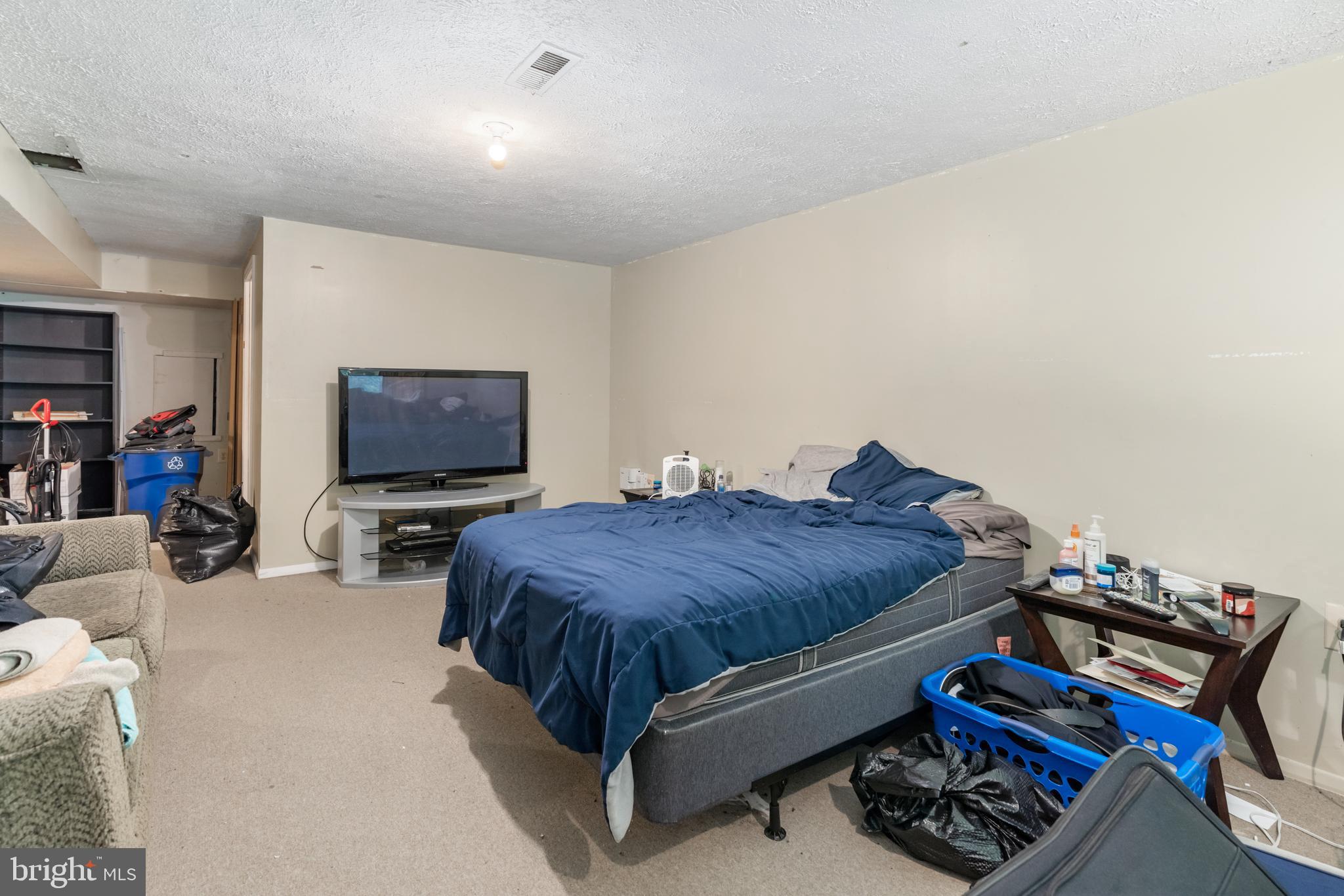 OLDE MILL ESTATES - Residential