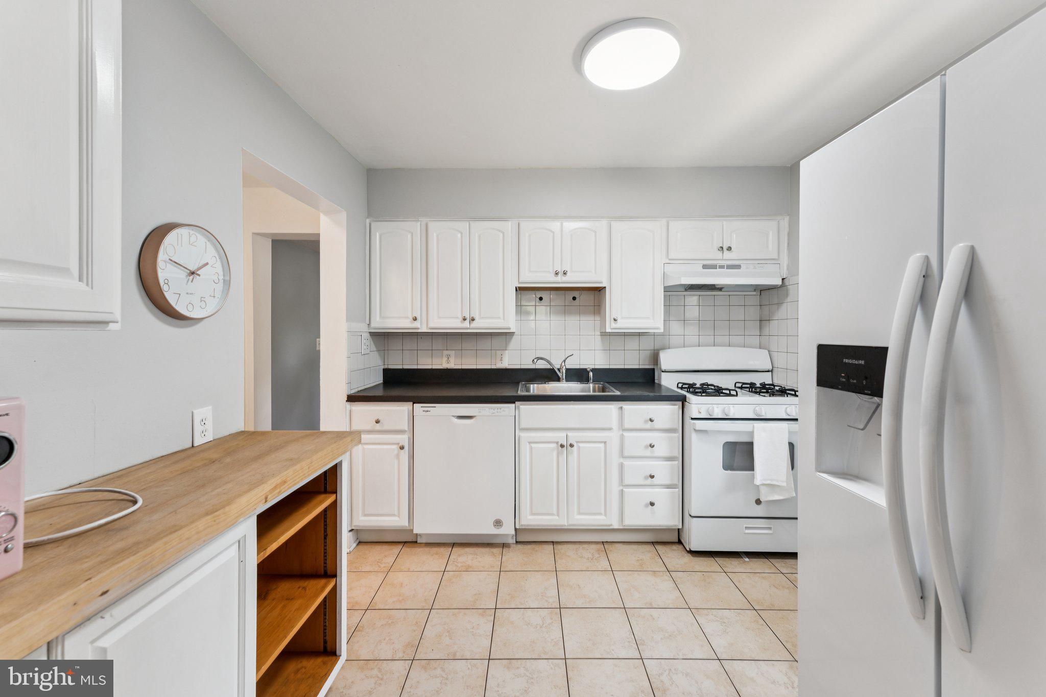 MASON TERRACE - Residential Lease