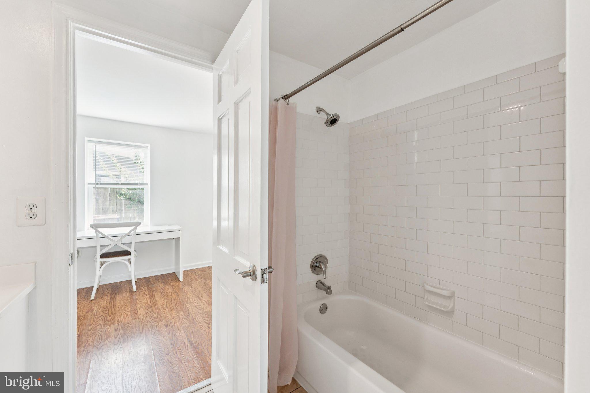 MASON TERRACE - Residential Lease