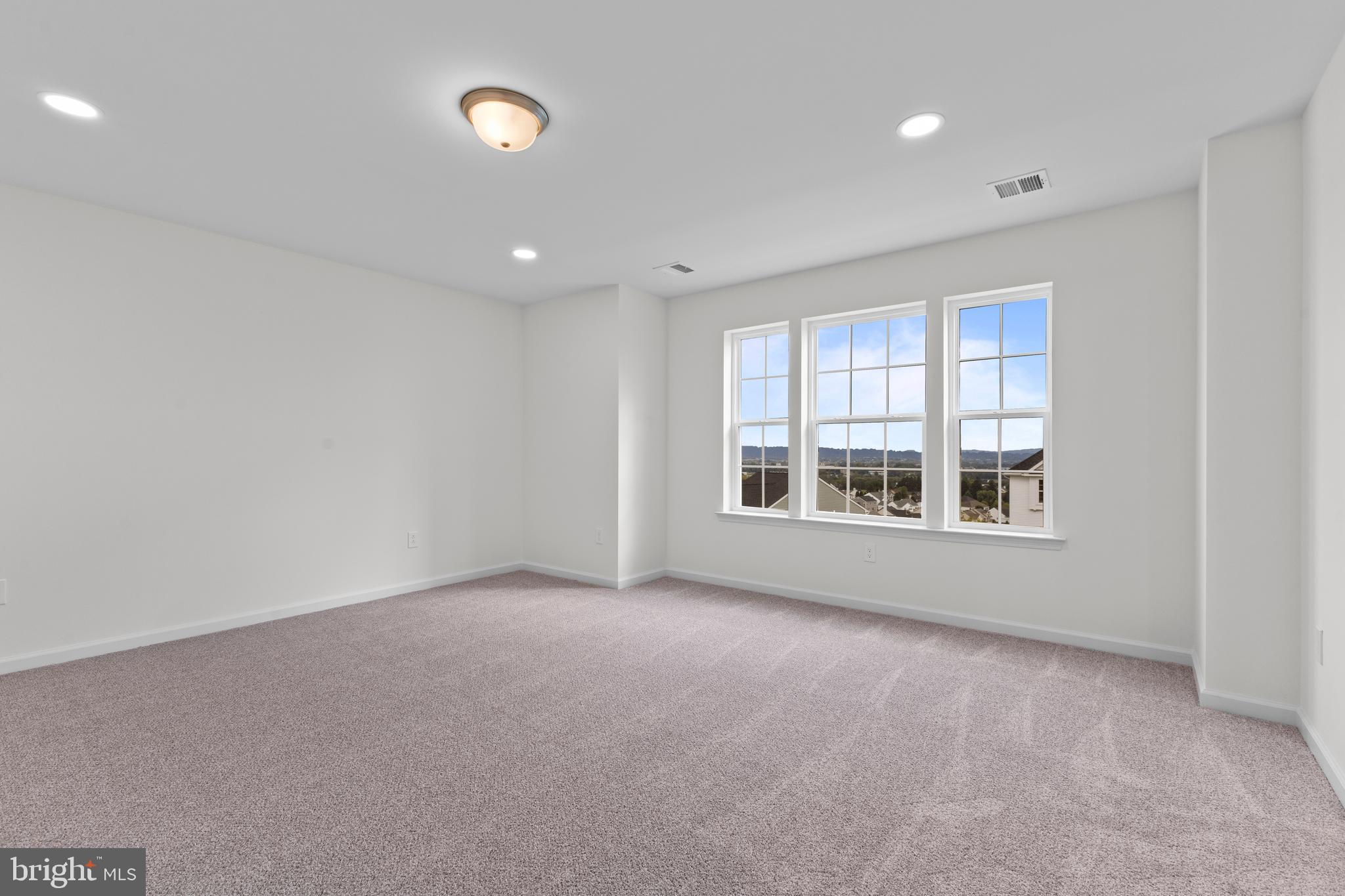 STEEPLECHASE NORTH - Residential