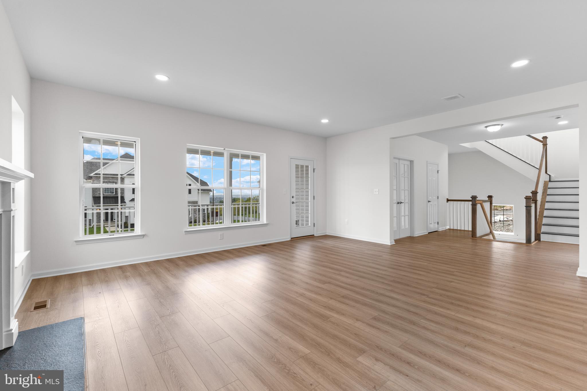 STEEPLECHASE NORTH - Residential