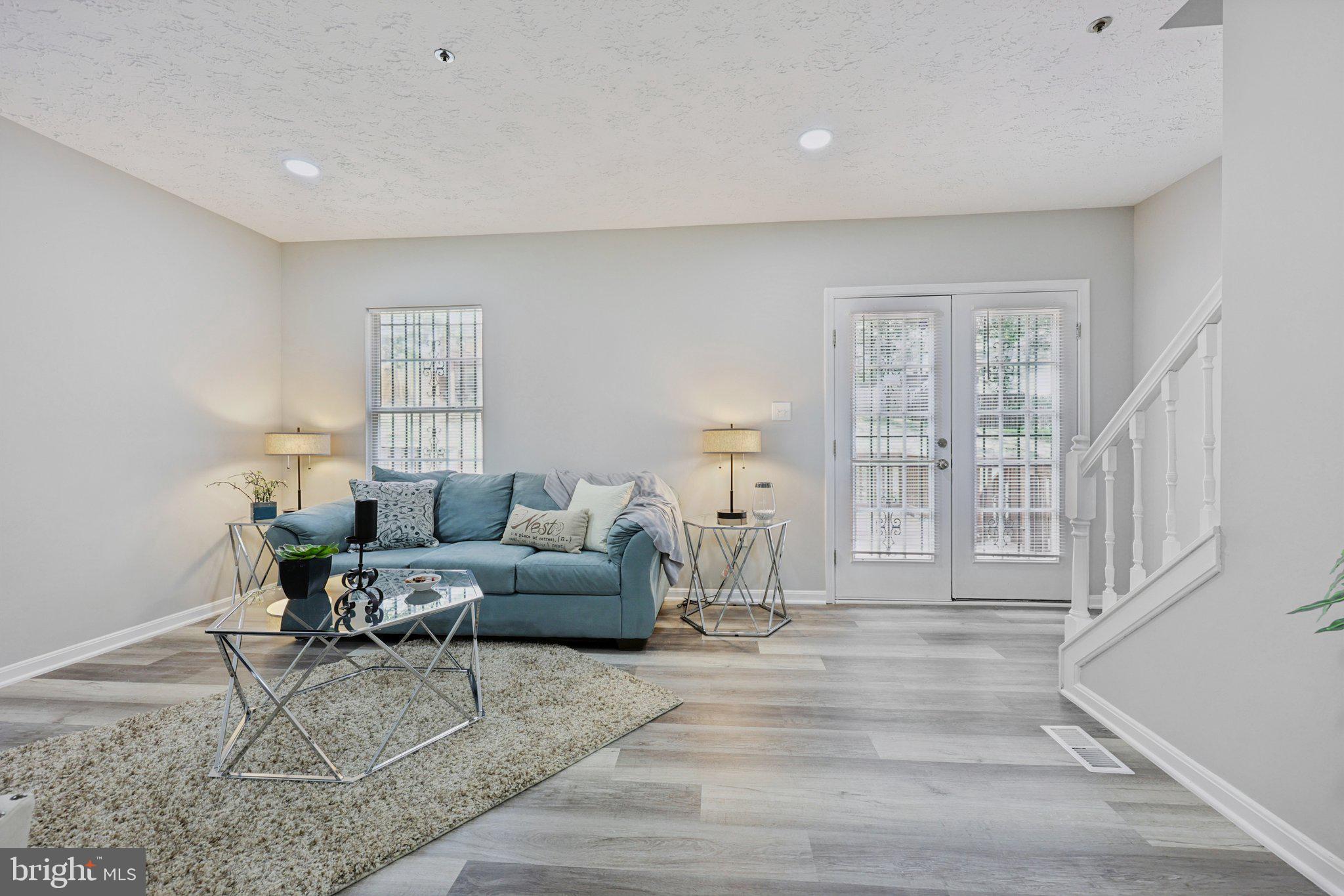 4084 SILVER PARK TERRACE