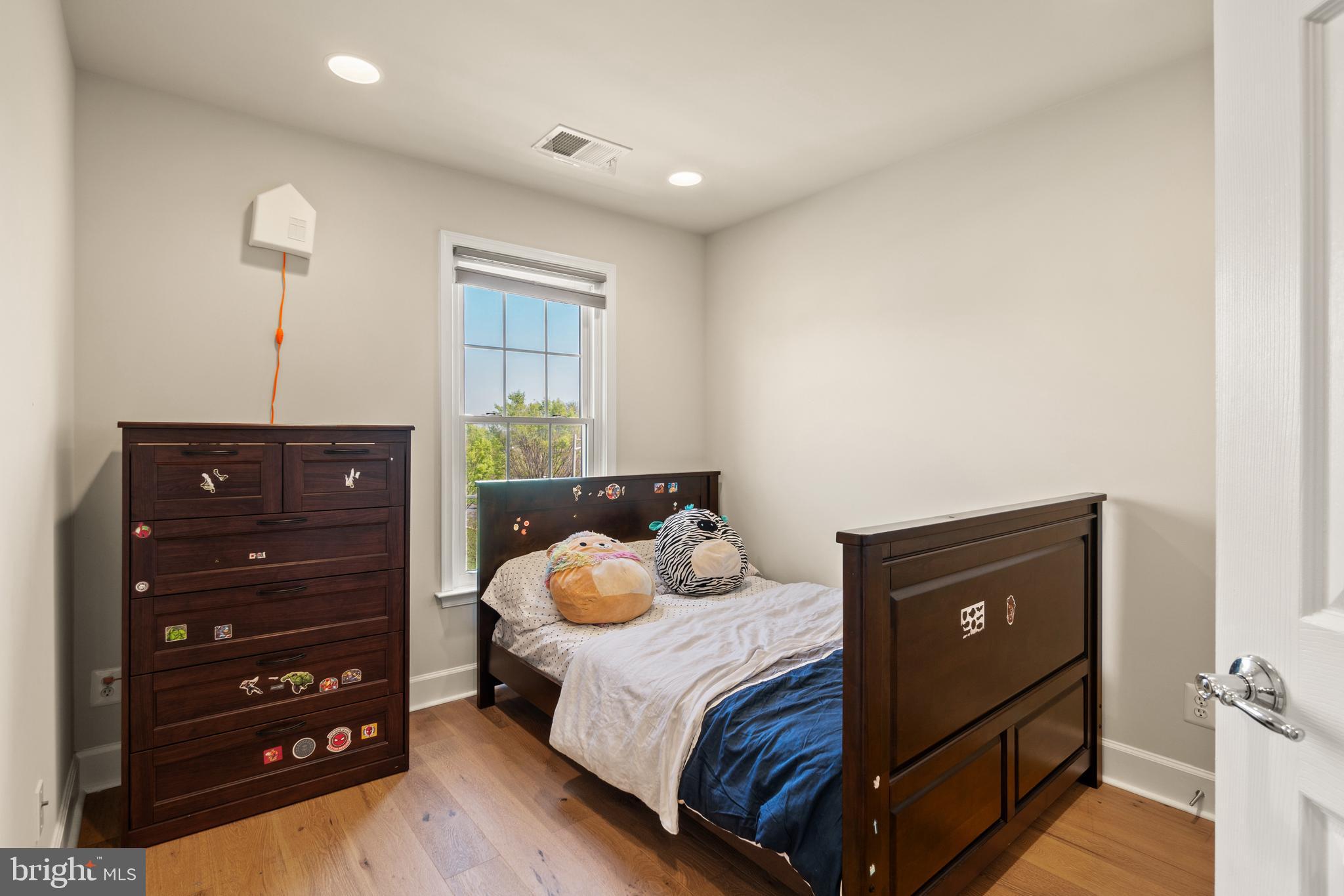 OAKLAWN - Residential