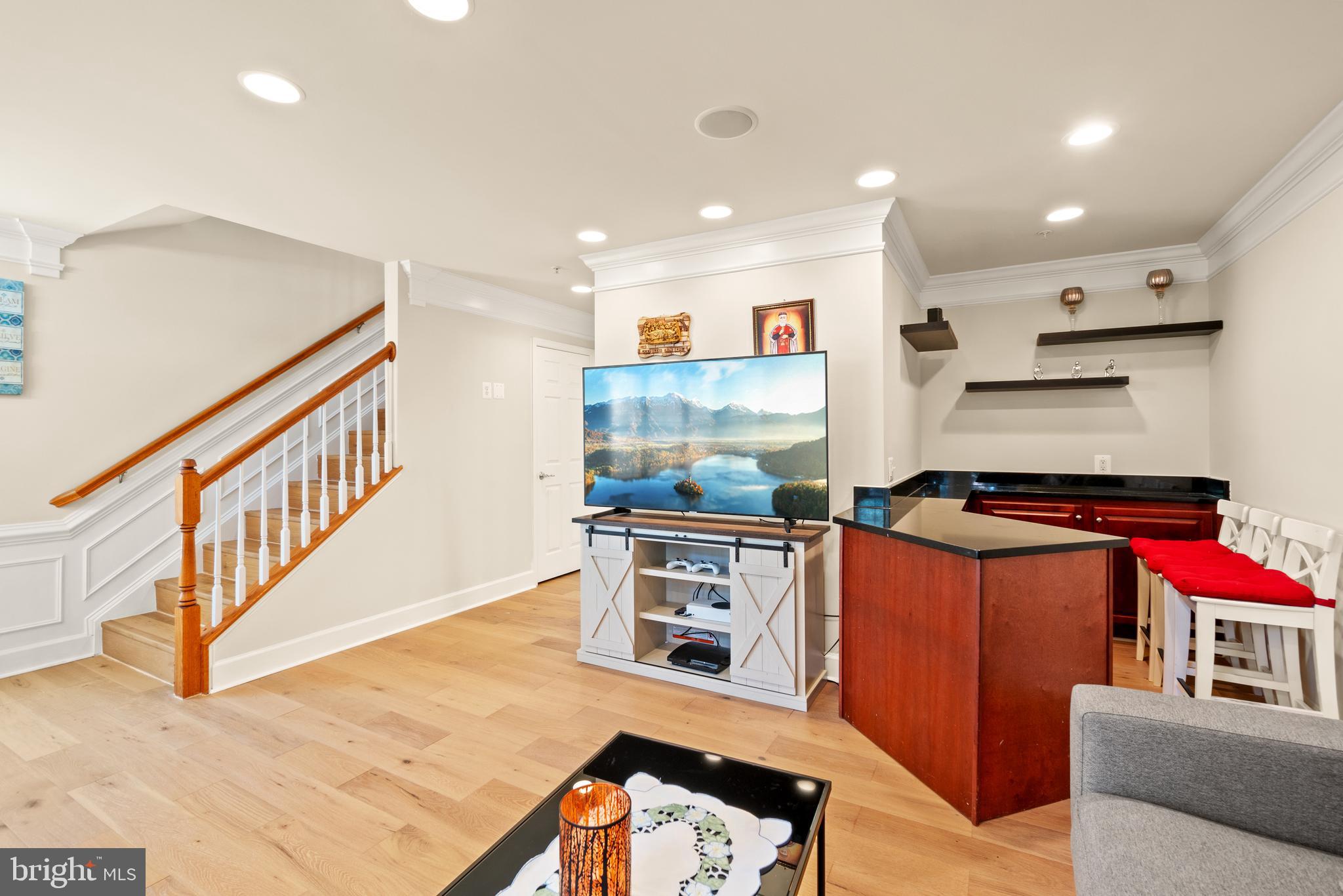 OAKLAWN - Residential