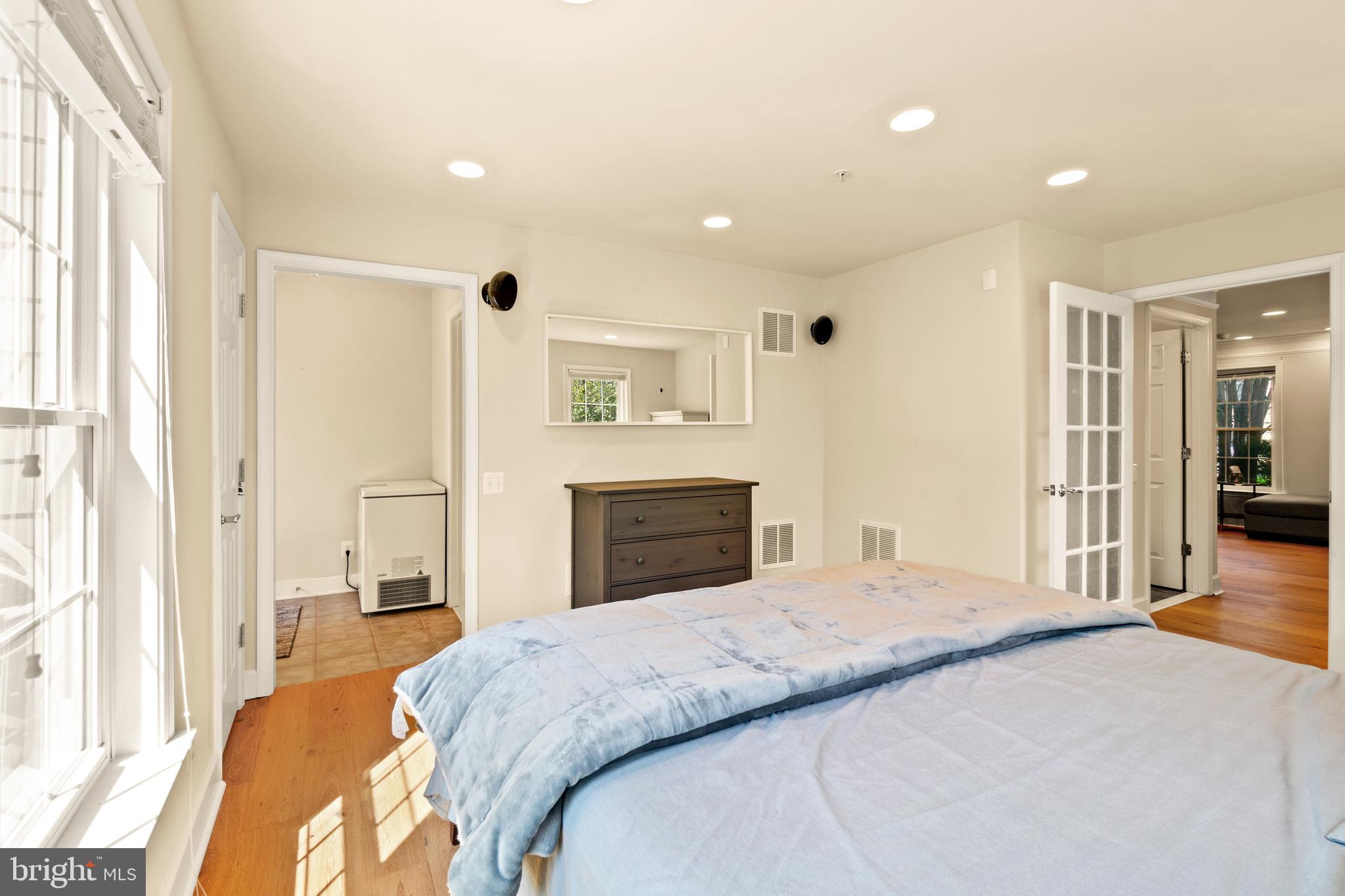 OAKLAWN - Residential