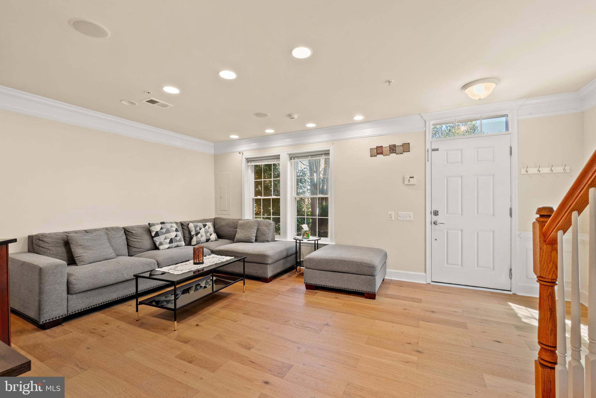 OAKLAWN - Residential