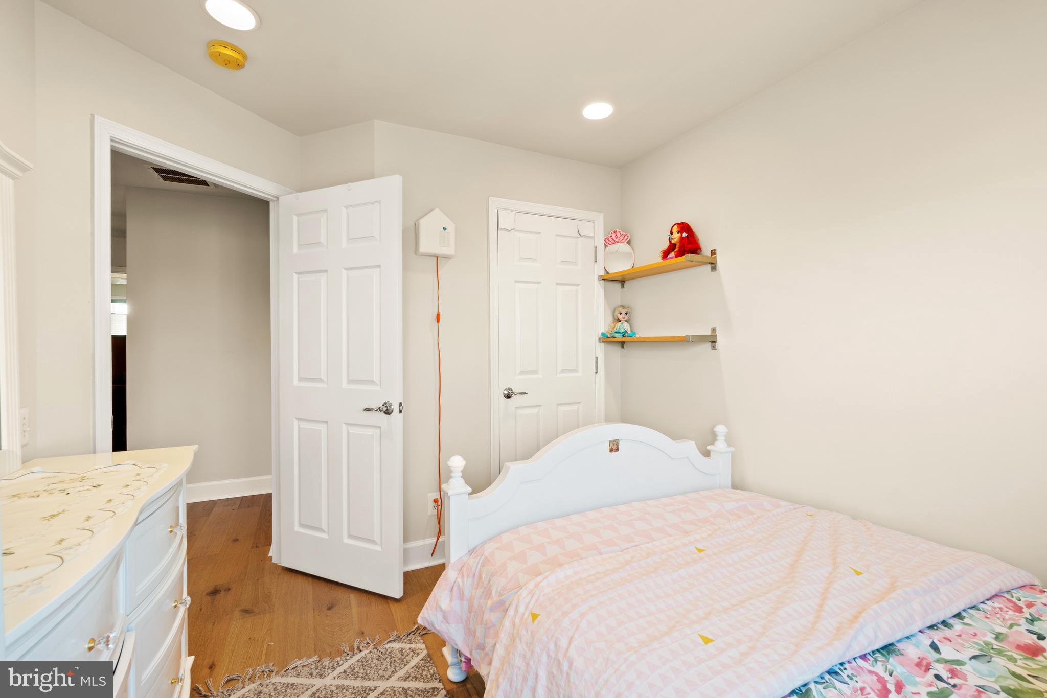 OAKLAWN - Residential