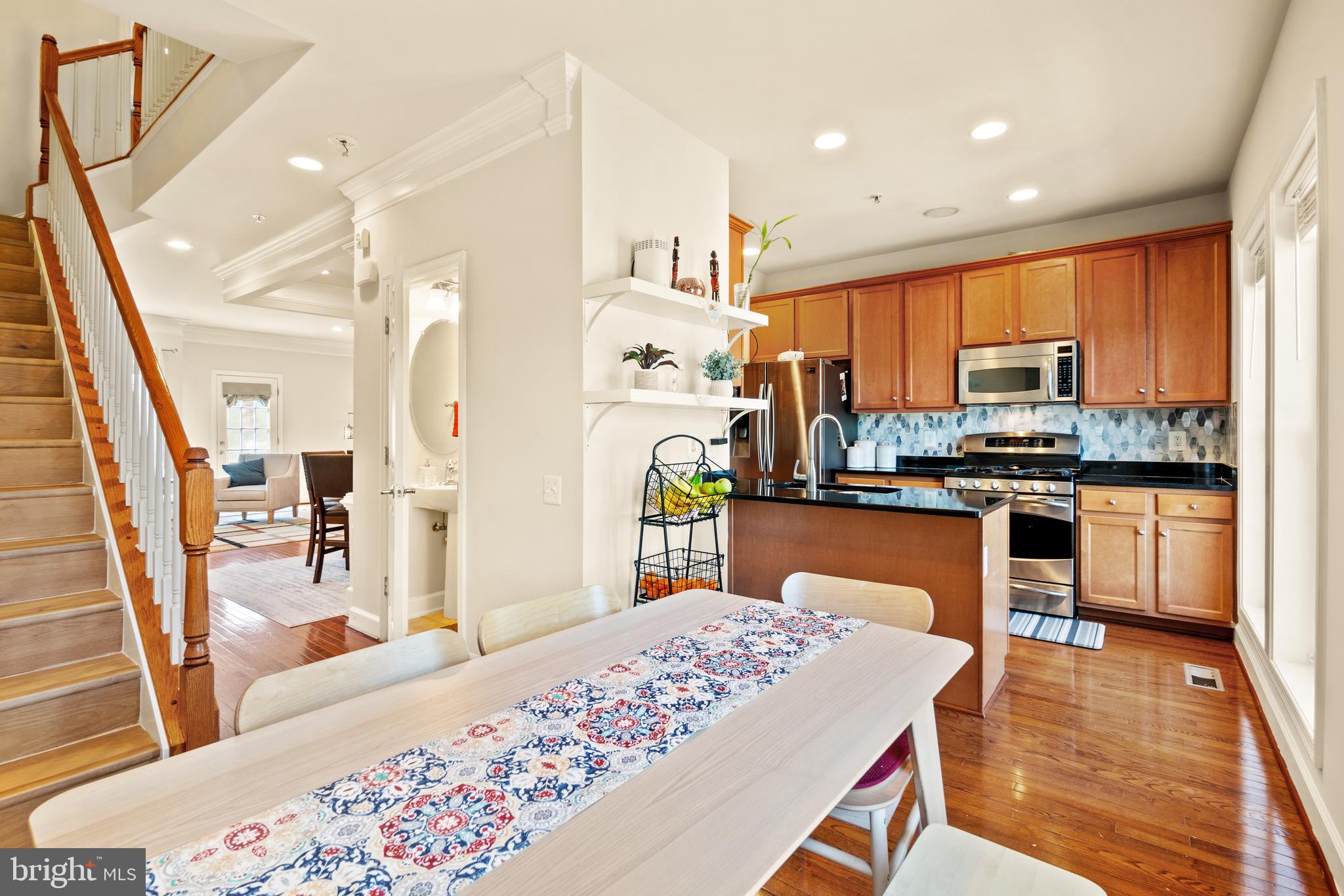 OAKLAWN - Residential