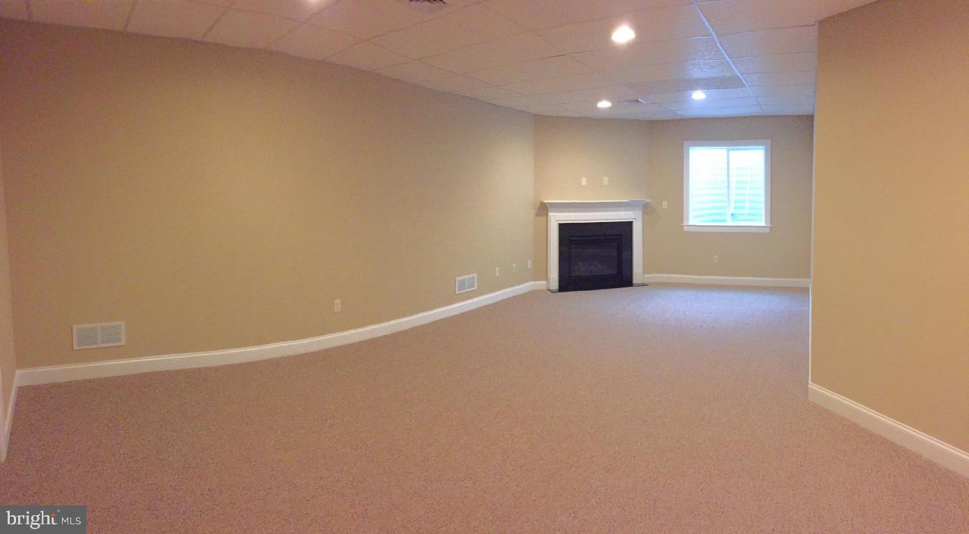 THE EAST MEADOW - Residential