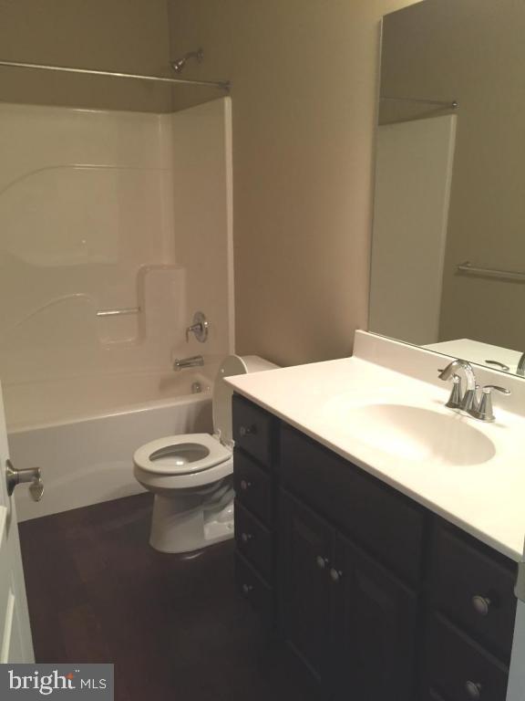 THE EAST MEADOW - Residential