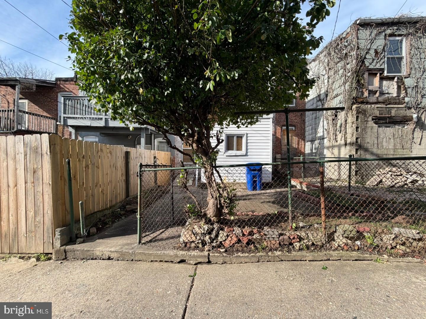 EDMONDSON - Residential