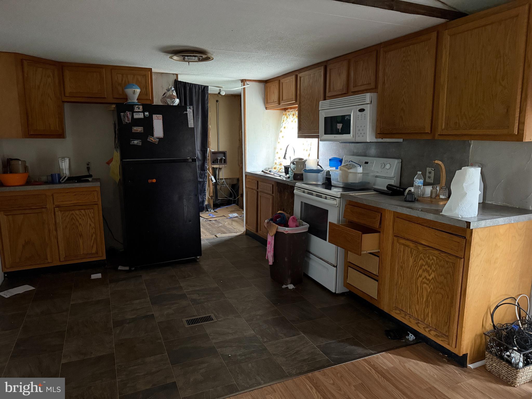 NEWBERRY ESTATES MHP - Residential