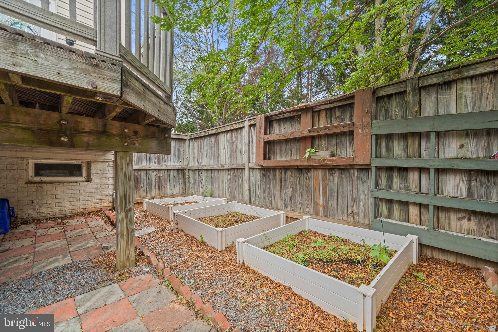 KINGSVIEW RIDGE - Residential