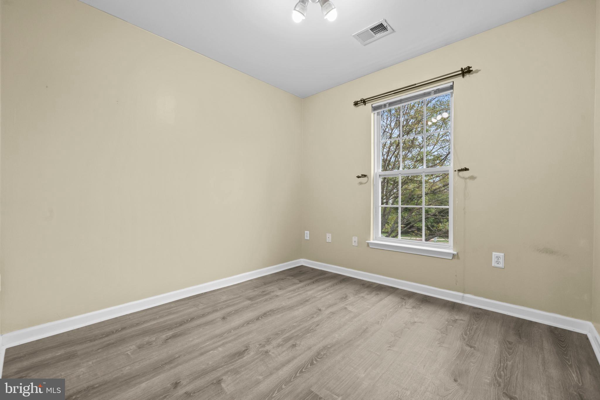 KINGSVIEW RIDGE - Residential