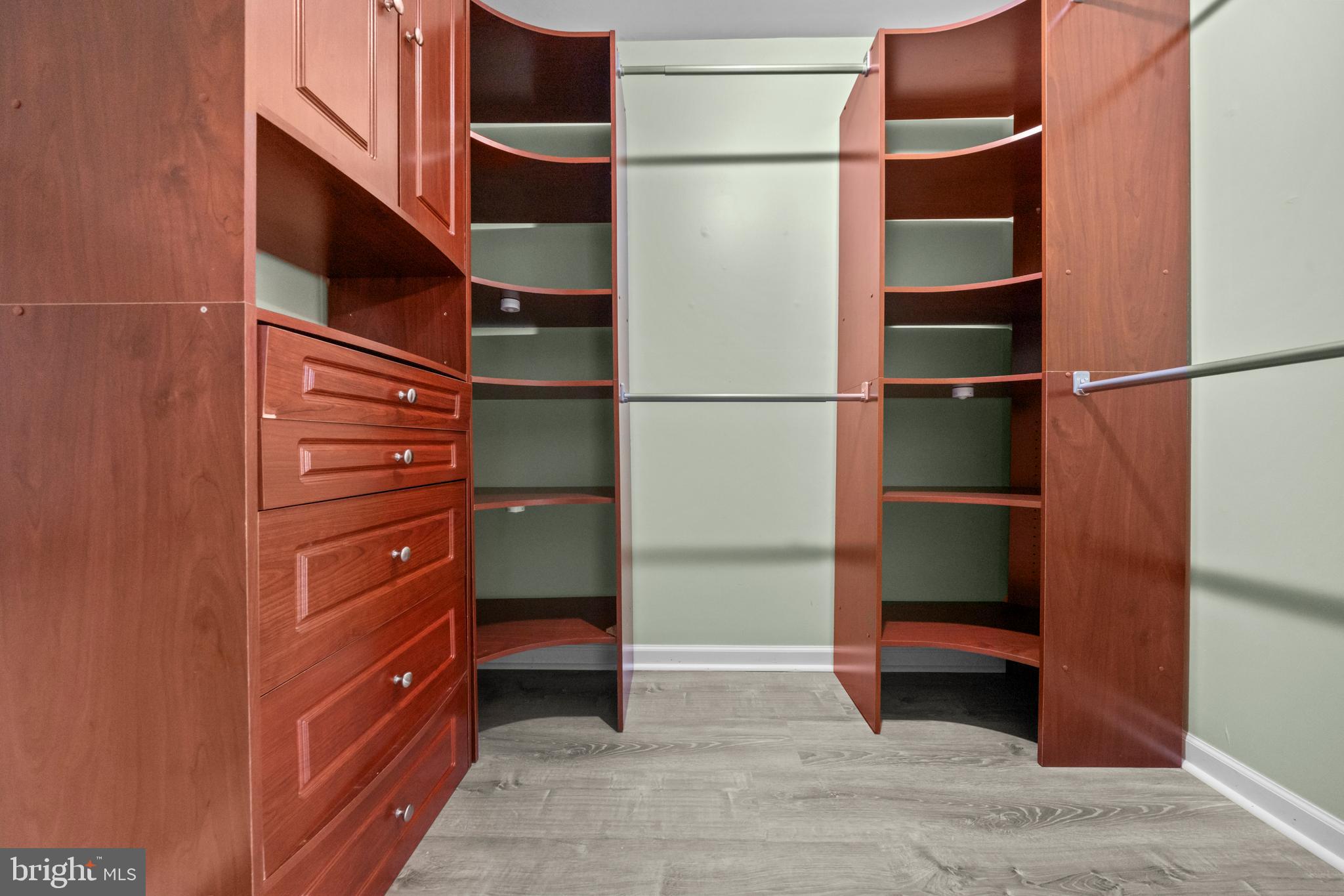 KINGSVIEW RIDGE - Residential