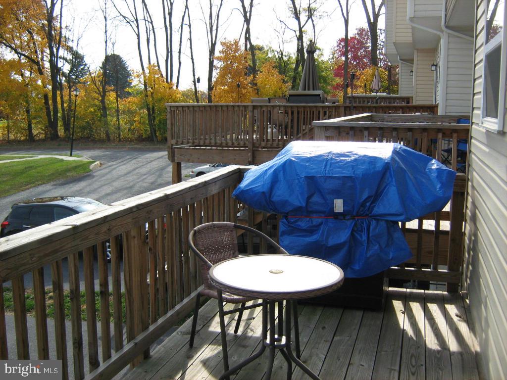 HAWTHORNE RIDGE - Residential