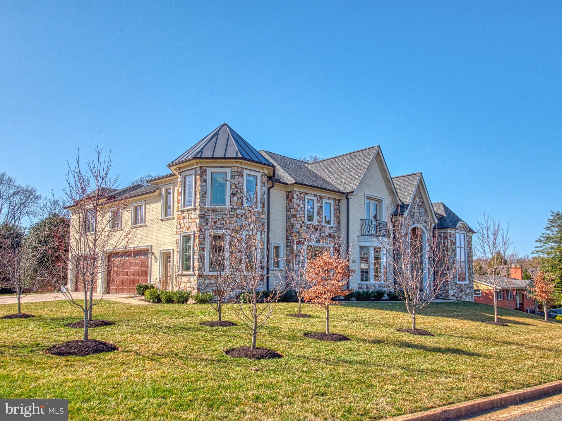 BROYHILL LANGLEY ESTATES - Residential