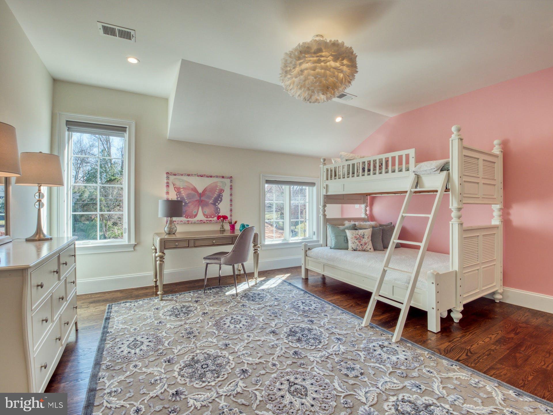 BROYHILL LANGLEY ESTATES - Residential