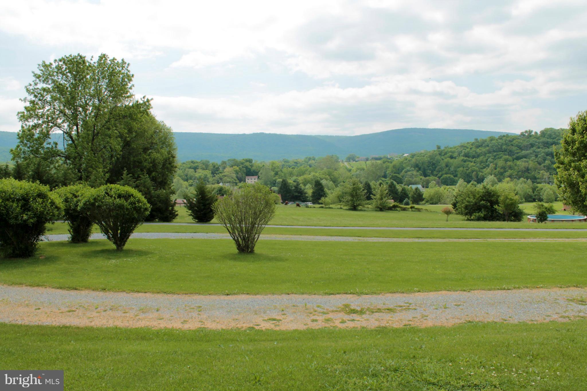 HIGHLAND VIEW ESTATES - Residential