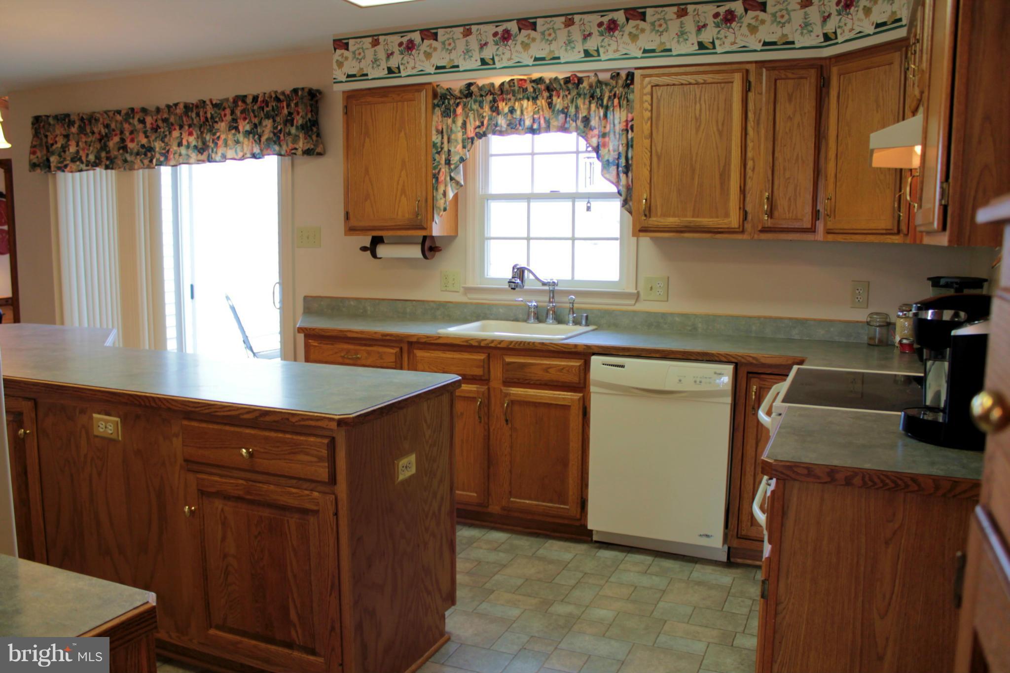 HIGHLAND VIEW ESTATES - Residential