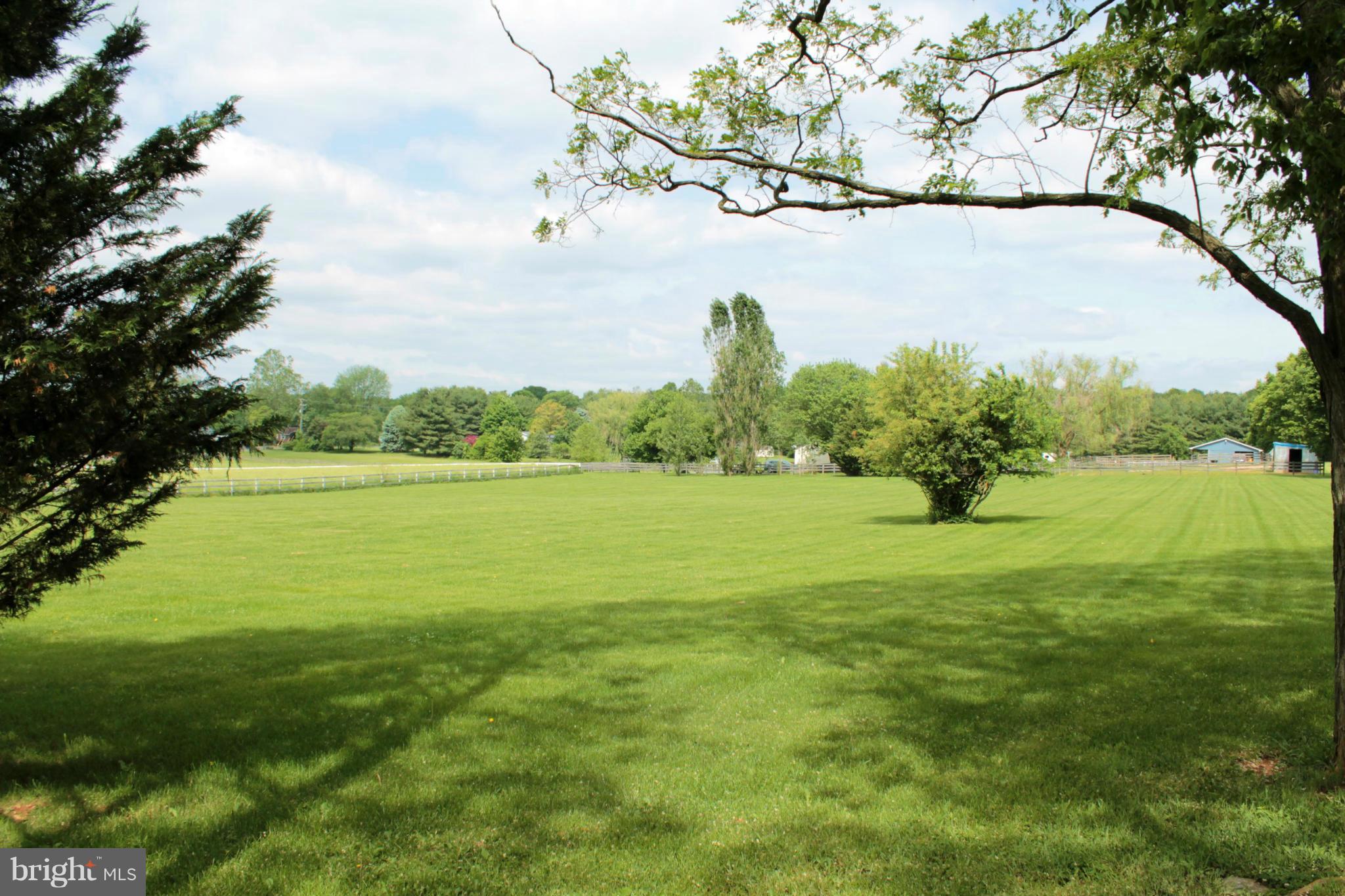 HIGHLAND VIEW ESTATES - Residential