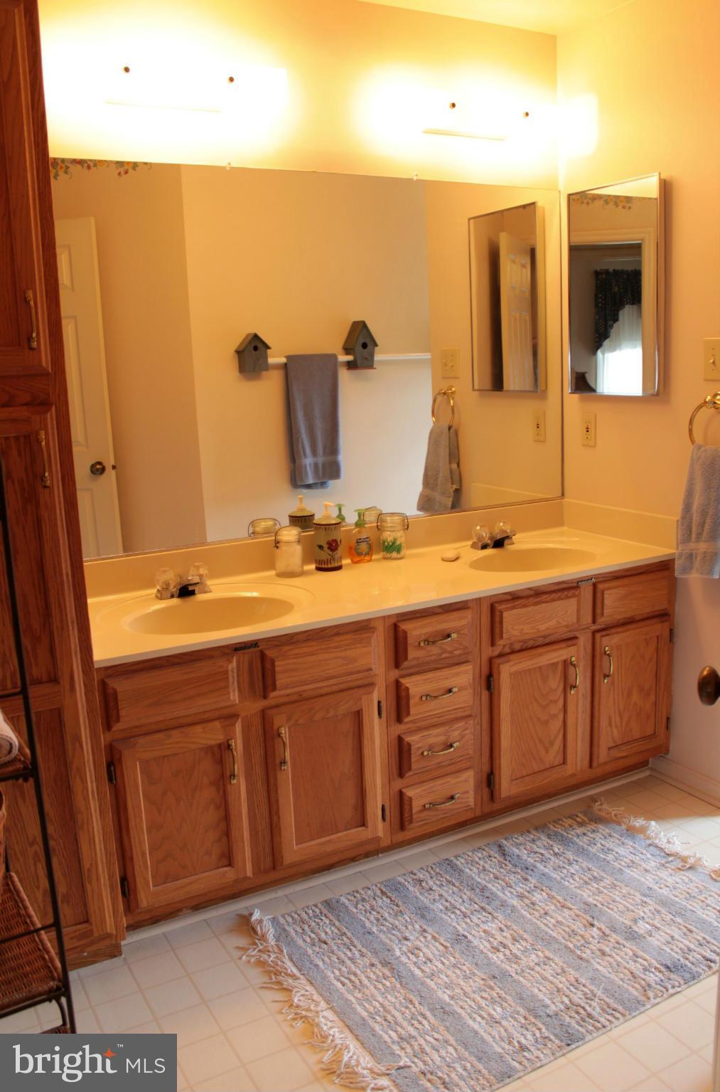 HIGHLAND VIEW ESTATES - Residential