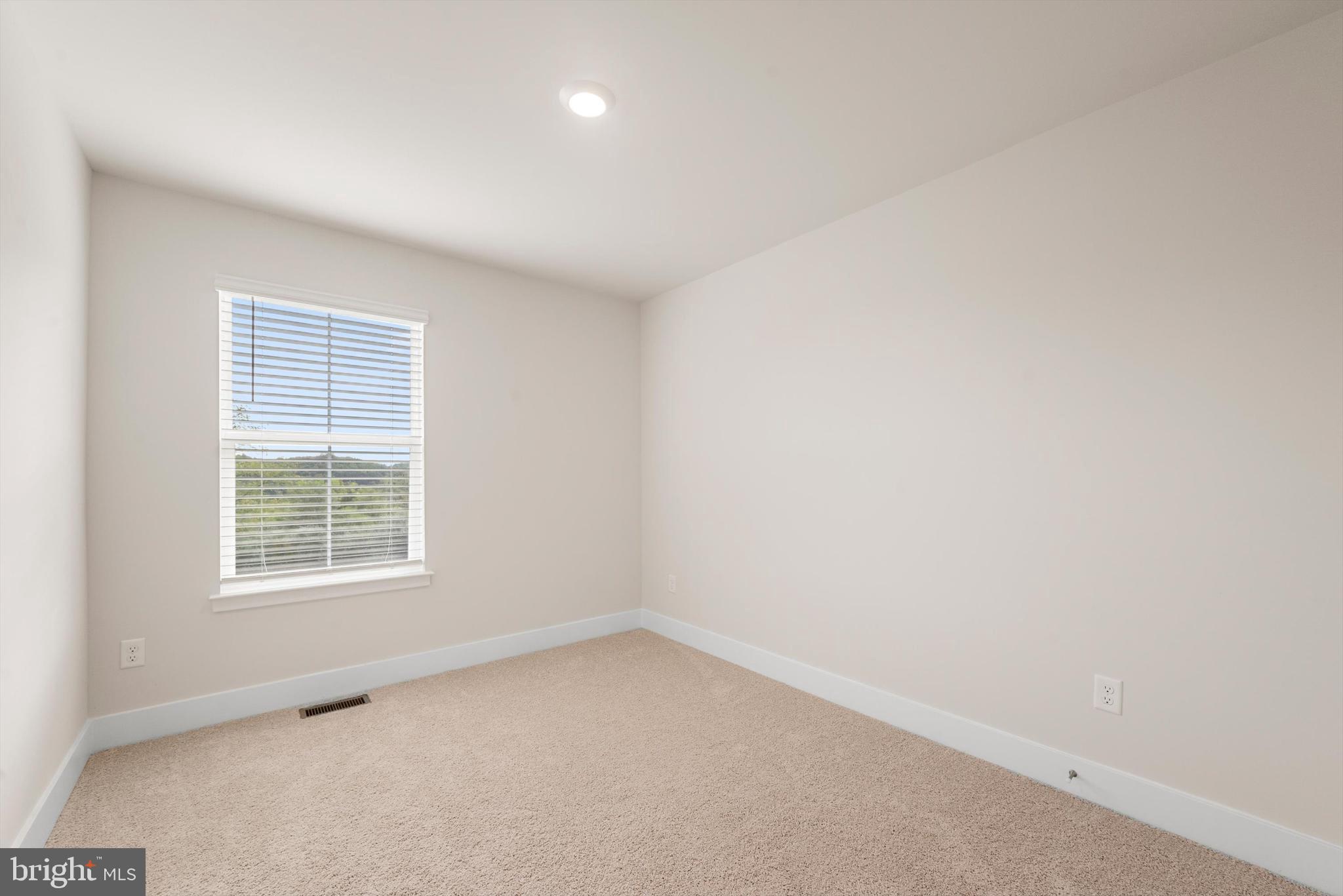 RETREAT AT WINDING CREEK - Residential Lease