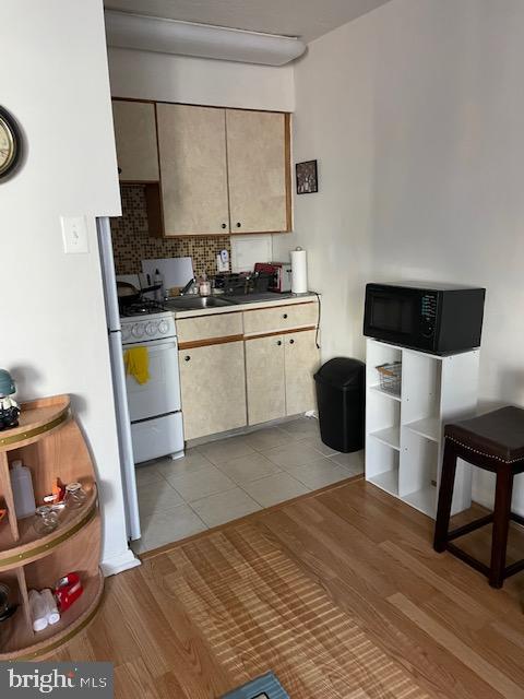 2101 CHESTNUT STREET 722