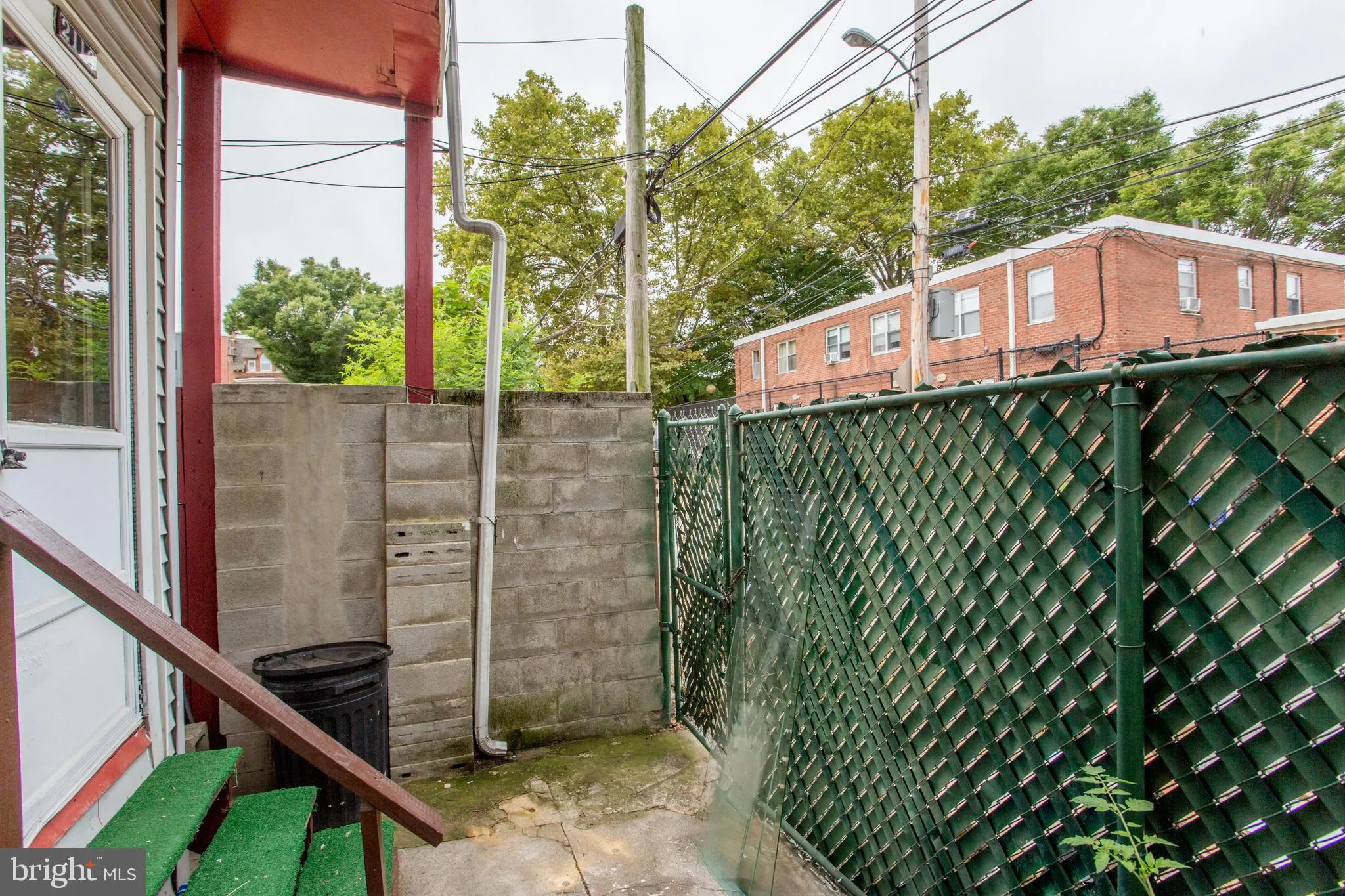 Philadelphia, Pennsylvania 19121, United States, 3 Bedrooms Bedrooms, ,2 BathroomsBathrooms,Residential,Pending,41986