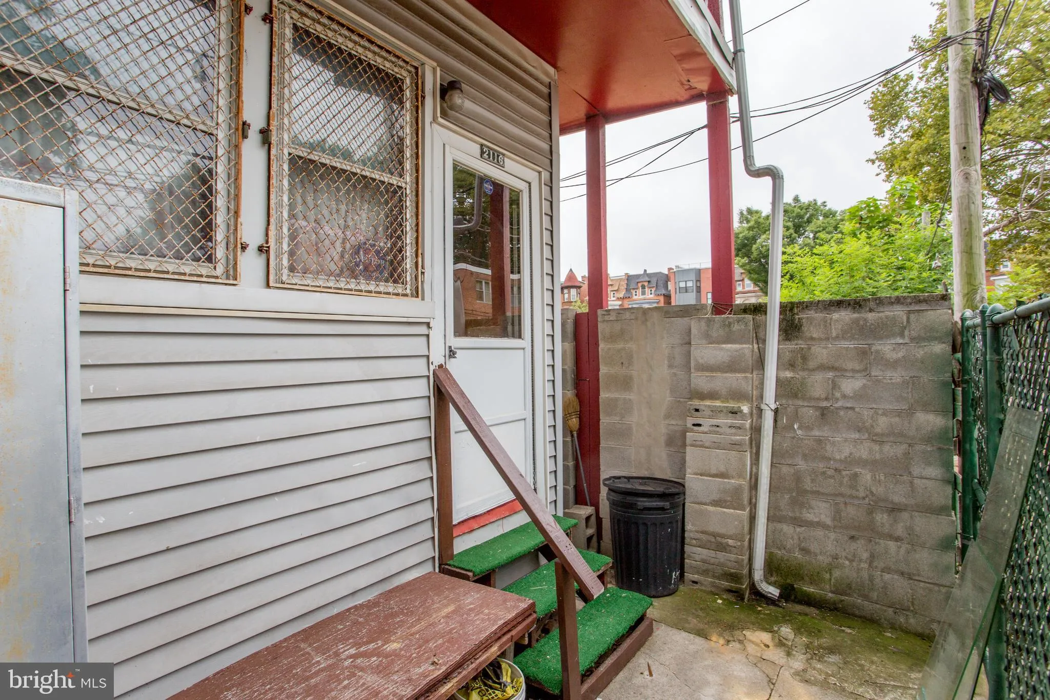 Philadelphia, Pennsylvania 19121, United States, 3 Bedrooms Bedrooms, ,2 BathroomsBathrooms,Residential,Pending,41986