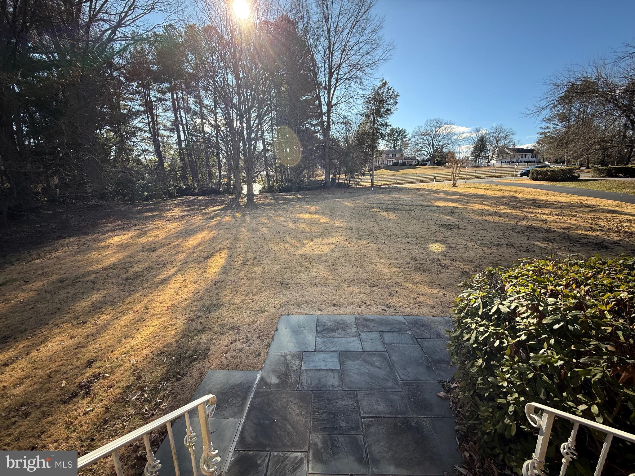 9608 BURKE VIEW AVENUE