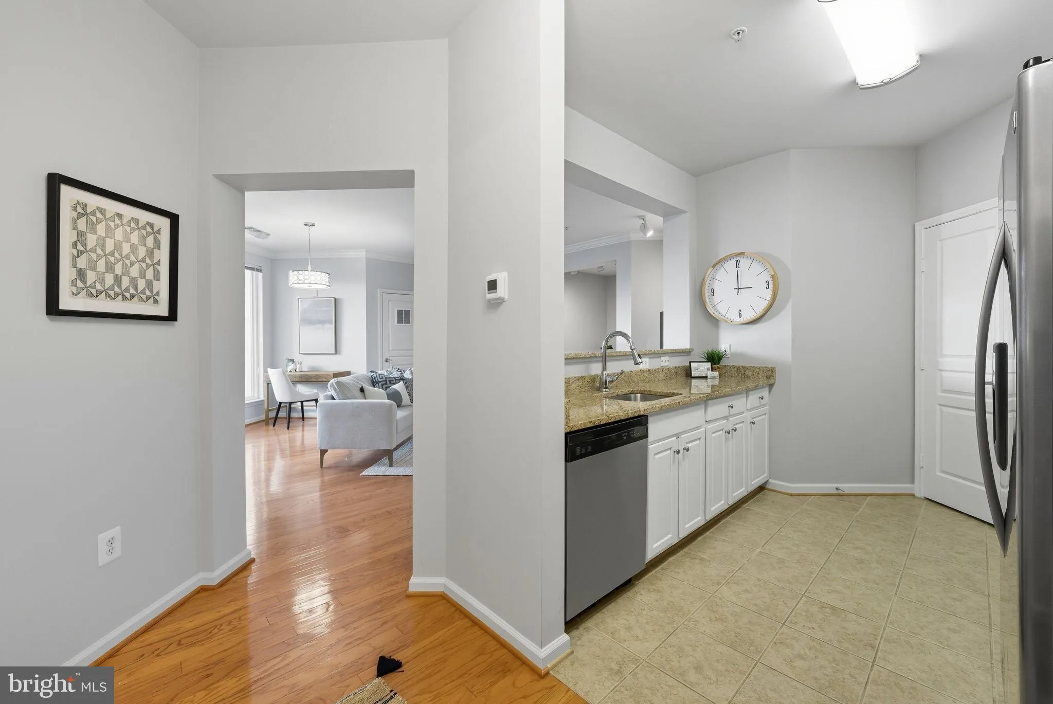 Reston, Virginia 20190, United States, 2 Bedrooms Bedrooms, ,2 BathroomsBathrooms,Residential,Pending,214265