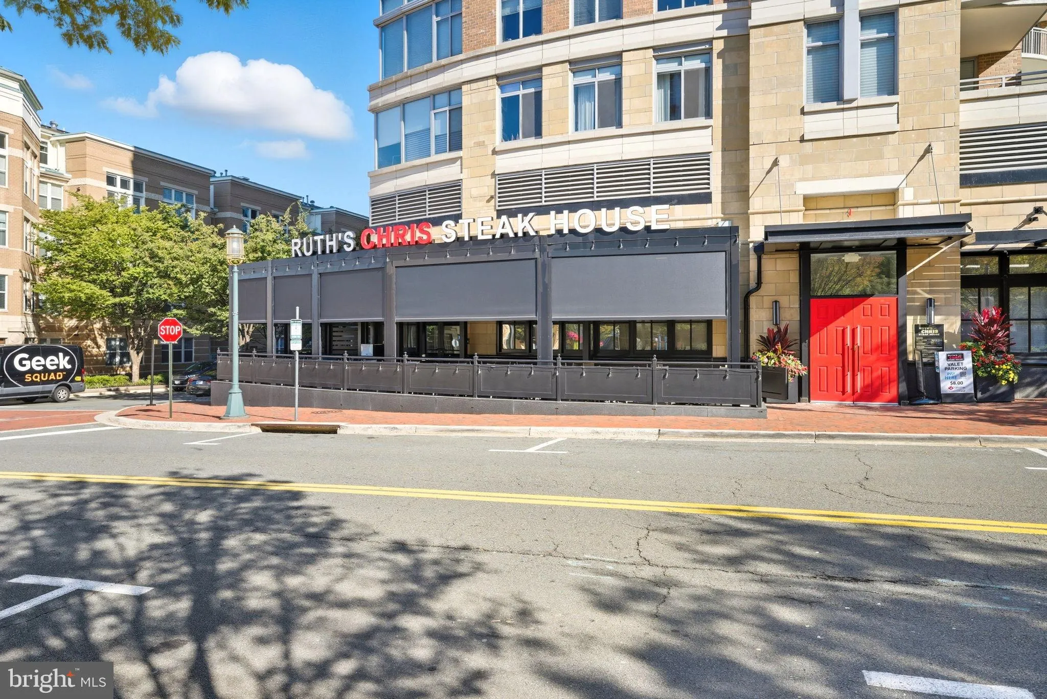 Reston, Virginia 20190, United States, 2 Bedrooms Bedrooms, ,2 BathroomsBathrooms,Residential,Pending,214265