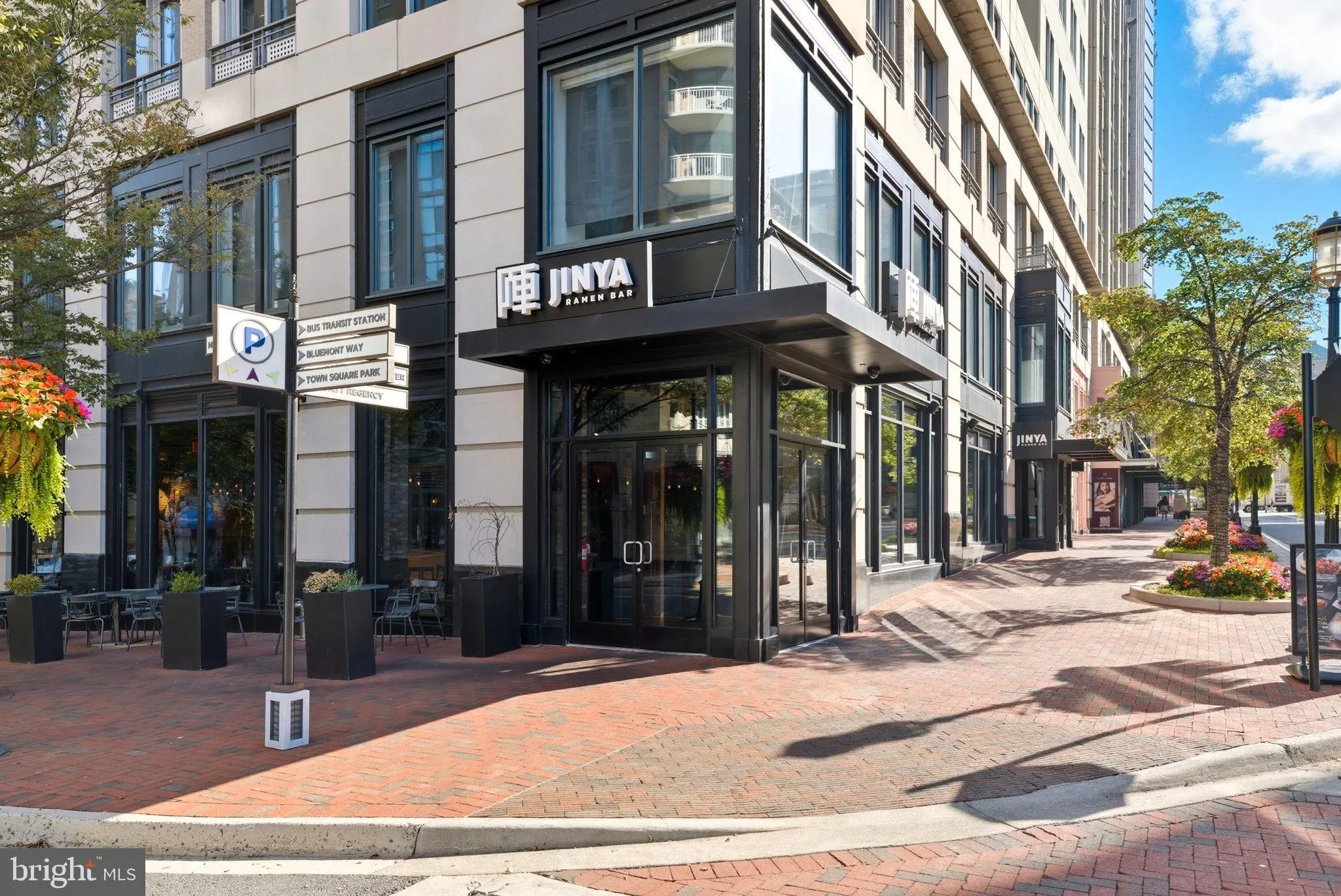 Reston, Virginia 20190, United States, 2 Bedrooms Bedrooms, ,2 BathroomsBathrooms,Residential,Pending,214265