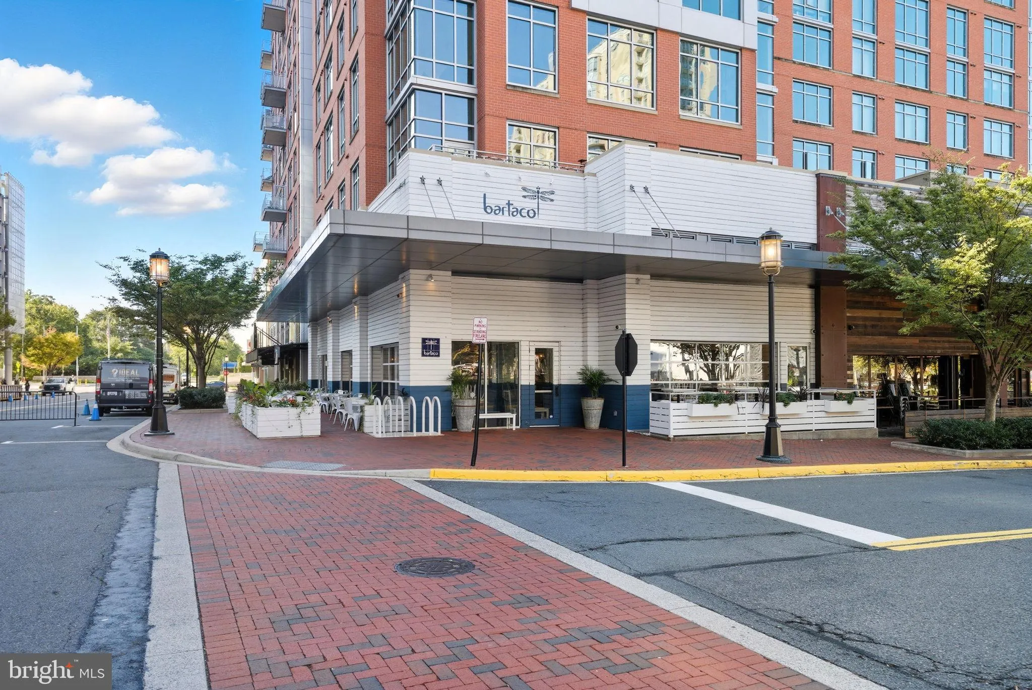 Reston, Virginia 20190, United States, 2 Bedrooms Bedrooms, ,2 BathroomsBathrooms,Residential,Pending,214265