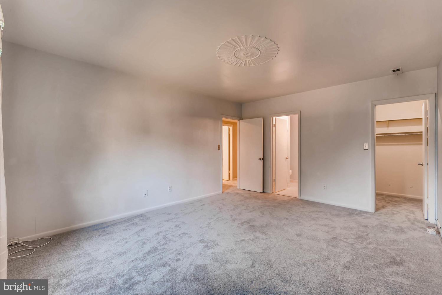 MAYS CHAPEL VILLAGE - Residential